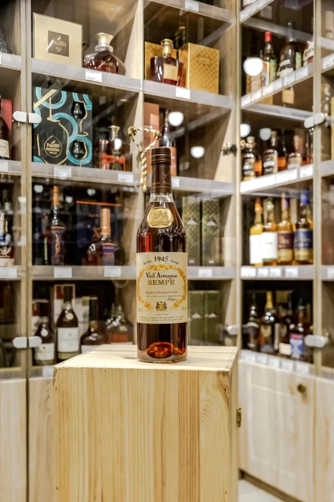 В магазине Крю Профи Sempe 1945 0.7 л