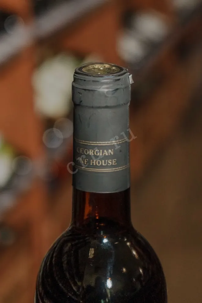 Пробка Alazani Valley Alazanis Vazi Red 0.7 л