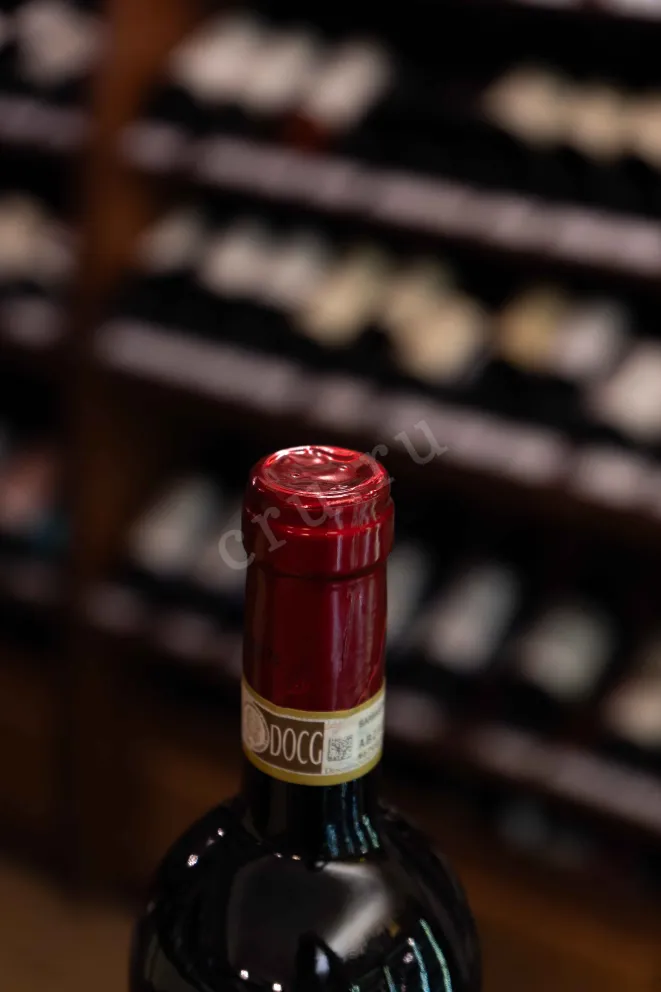 Пробка Casali del Barone Barbaresco DOCG 2020 0.75 л