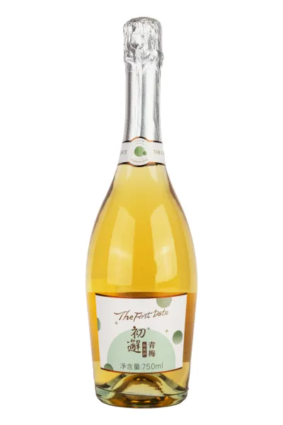 Игристое вино Shunchangyuan green plum sweet  0.75 л