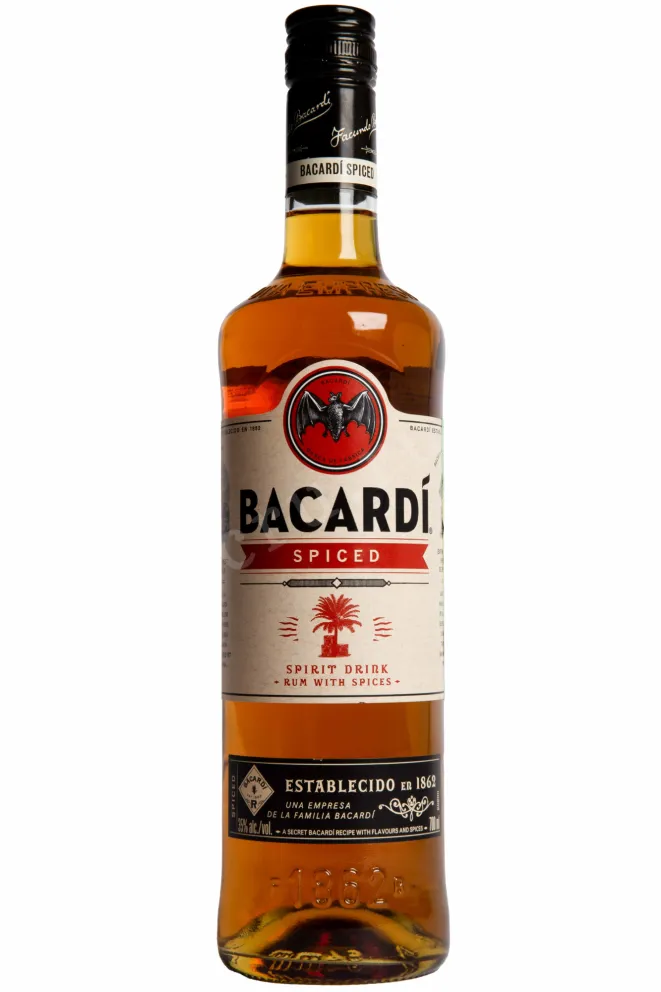 Ром Bacardi Spiced  0.7 л