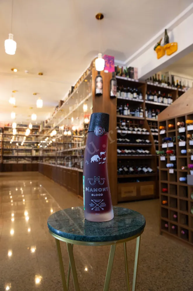 В магазине Крю Профи Mamont Blood 0.5 л