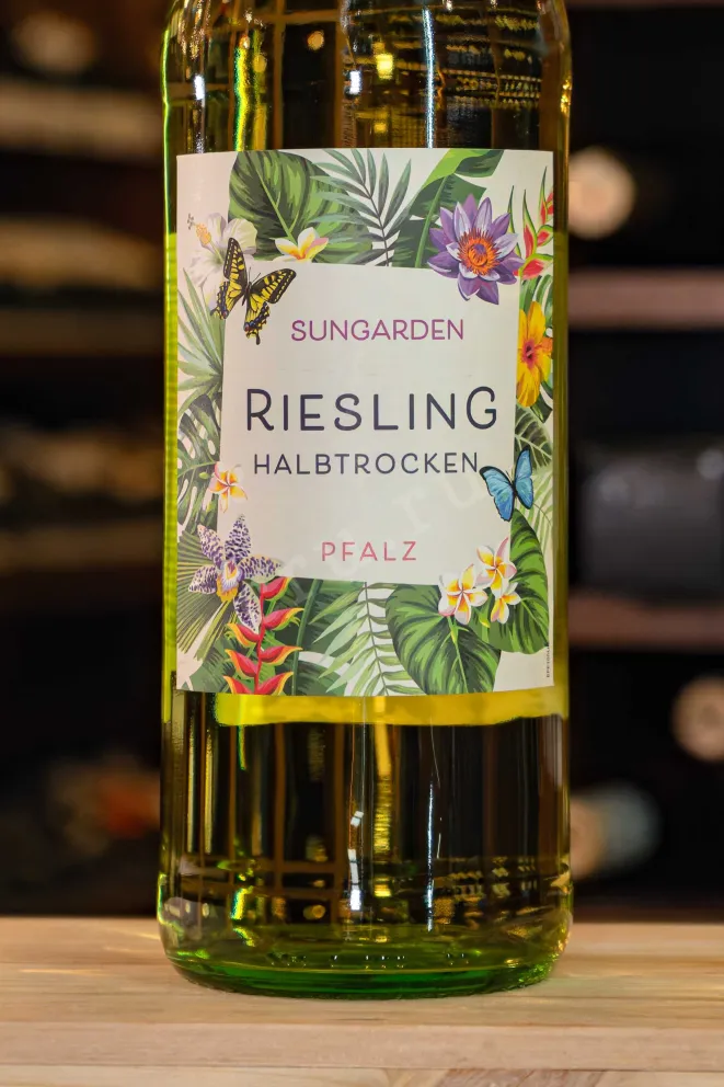 В магазине Крю Профи Sungarden Riesling Halbtrocken Pfalz 2022 1 л