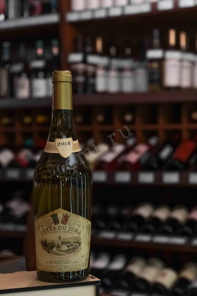 В магазине Крю Профи Domaine Jean Bourdy a Arlay Cotes Du Jura AOC 2018 0.75 л