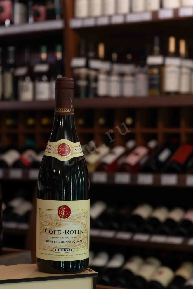 В магазине Крю Профи E.Guigal Cote-Rotie Brune et Blonde 2017 0.75 л