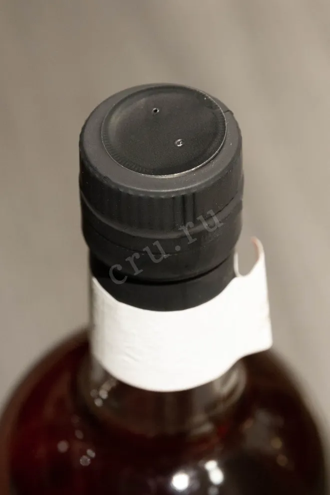 Пробка Brugerolle Aigle Noir VS 3 years gift box 0.7 л