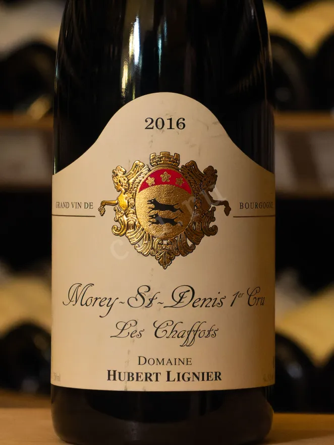 В магазине Крю Профи Morey-Saint-Denis Premier Cru Hubert Lignier Les Chaffots 2016 0.75 л