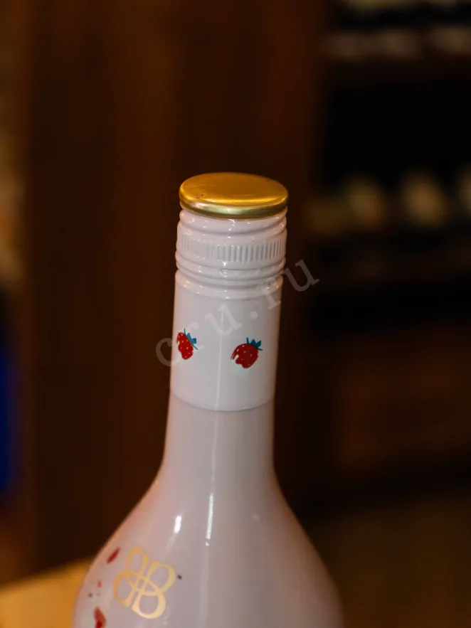 Пробка Baileys Strawberry & Cream 0.7 л