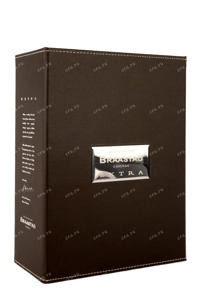 Подарочная коробка коньяка Браастад Экстра 0,7