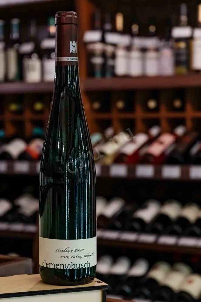 В магазине Крю Профи Riesling Von Roter Shiefer Mozel 2020 0.75 л