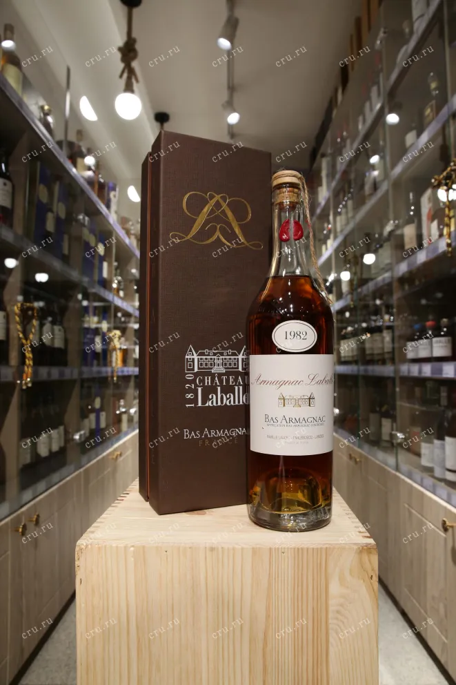 Арманьяк Laballe 1982 0.7 л