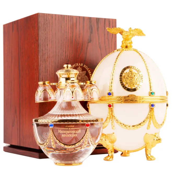 Водка Императорская Коллекция Супер Премиум Фаберже белый деревянная коробка  0.7 л