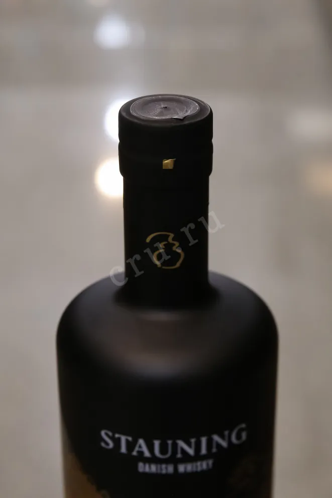 Пробка Stauning Kaos Triple Malt 0.7 л