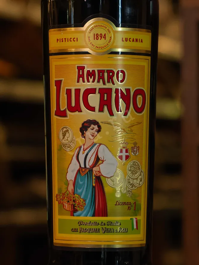 В магазине Крю Профи Amaro Lucano 1 л