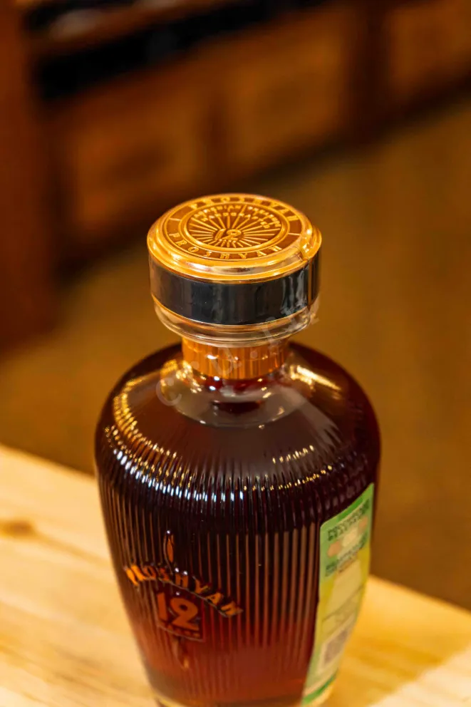 Пробка Proshyan 12 years in gift box 0.5 л