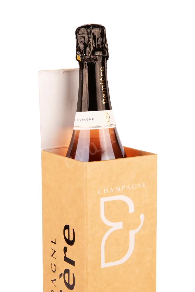 В подарочной коробке Demiere Divin Rose gift box 2018 0.75 л