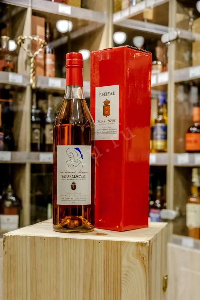 В магазине Крю Профи Domaine d'Esperance Les Tresors de d'Artagnan 1979 0.7 л