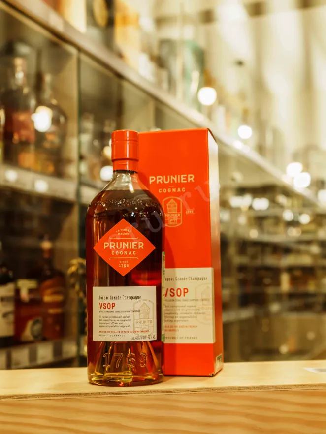 В магазине Крю Профи Prunier VSOP 4 Years Old 0.7 л