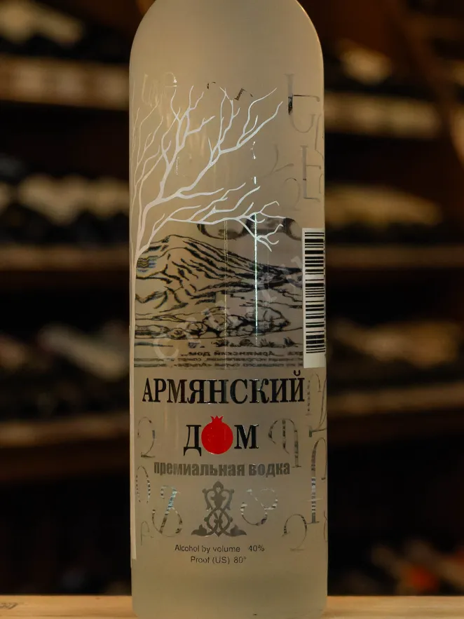 В магазине Крю Профи Armyanskiy Dom 0.7 л