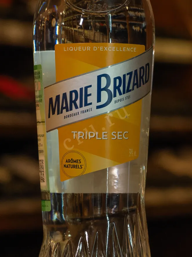 В магазине Крю Профи Marie Brizard Triple Sec 0.7 л