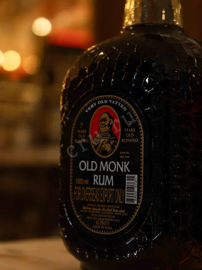 В магазине Крю Профи Old Monk 7 years 1 л