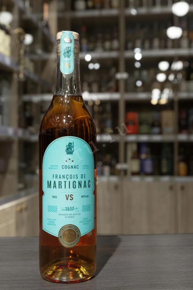 В магазине Крю Профи Francois de Martignac VS gift box 0.7 л