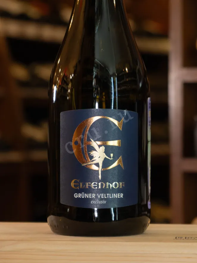 В магазине Крю Профи Elfenhof Gruner Veltliner Exclusiv 2023 0.75 л