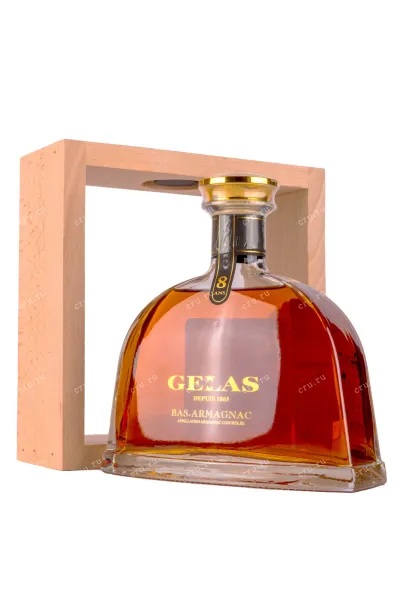 Арманьяк Gelas Bas Armagnac 8 years decanter in wooden box  0.7 л