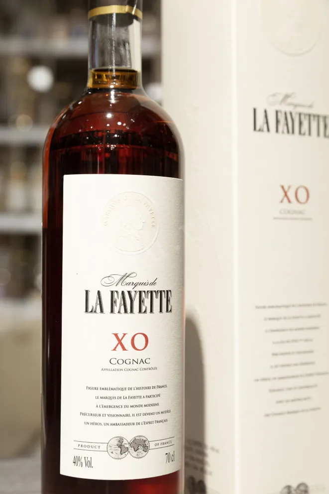 В магазине Крю Профи La Fayette XO in gift box 0.7 л