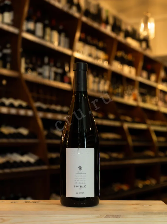 В магазине Крю Профи Usadba Divnomorskoe Pinot Blanc 2023 0.75 л
