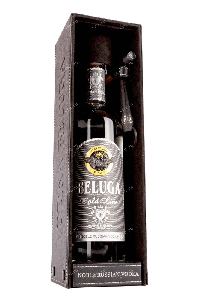 Подарочная коробка Beluga Gold Line with tassel in leather box 0.75 л