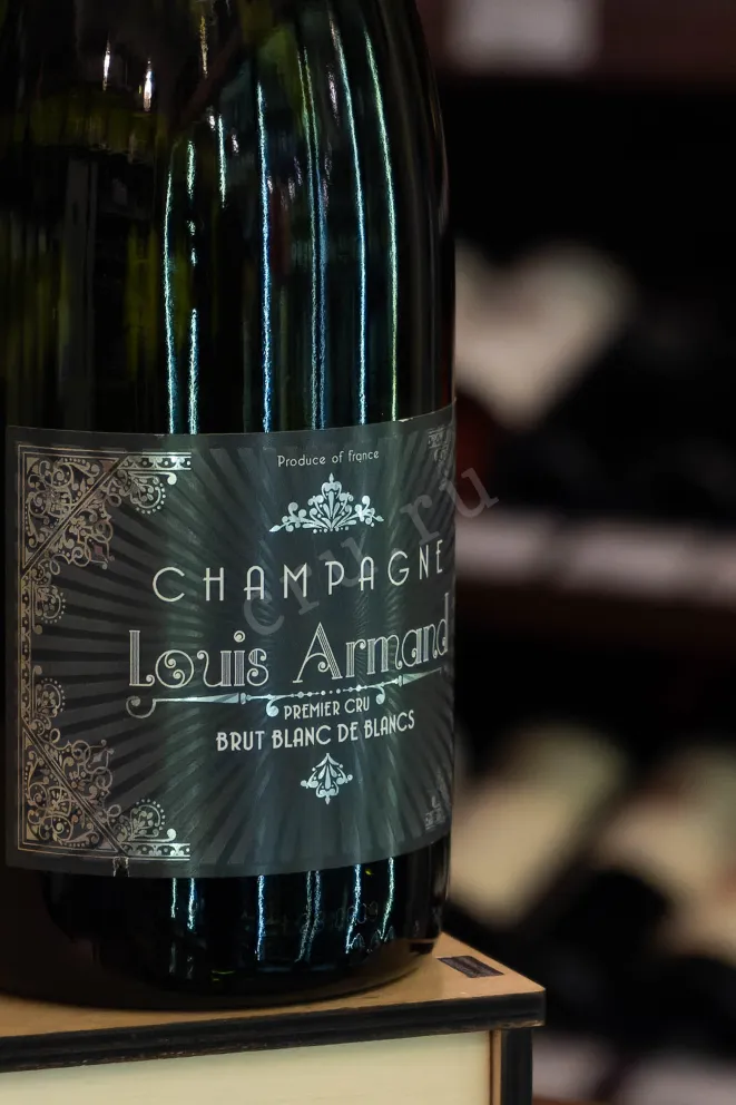 В магазине Крю Профи Louis Armand Premier Cru Blanc de Blancs Brut 0.75 л