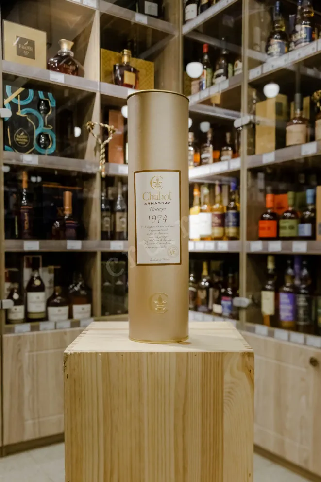 В магазине Крю Профи Chabot in tube 1974 0.7 л