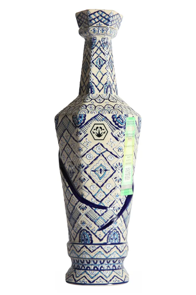 Бутылка Barajas Reserva Especial Extra Anejo 0.7 л