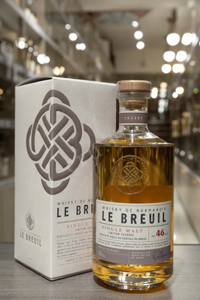В магазине Крю Профи Le Breuil Single Malt Finiton Tourbee gift box 0.7 л
