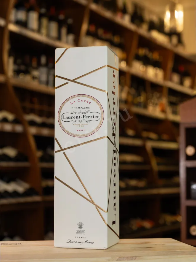 В магазине Крю Профи Laurent-Perrier La Cuvee in gift box 2021 0.75 л