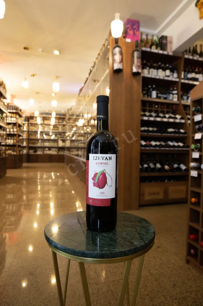 В магазине Крю Профи Ijevan Cornel Red Semi-Sweet 0.75 л