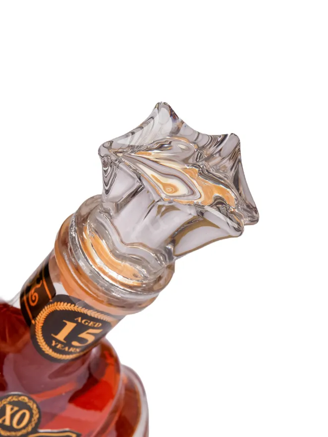 Пробка Ginevan Reserve XO 15 years in gift box 0.7 л