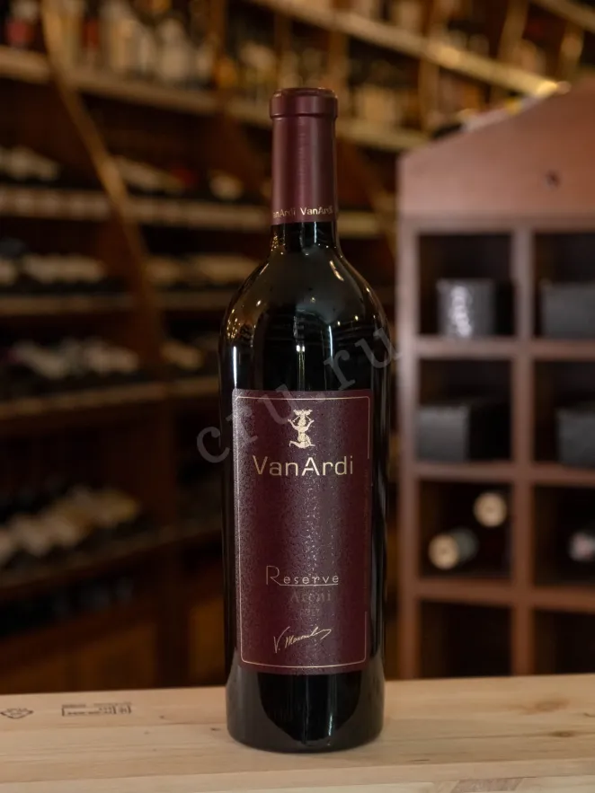 В магазине Крю Профи Van Ardi Reserve Areni 2017 0.75 л