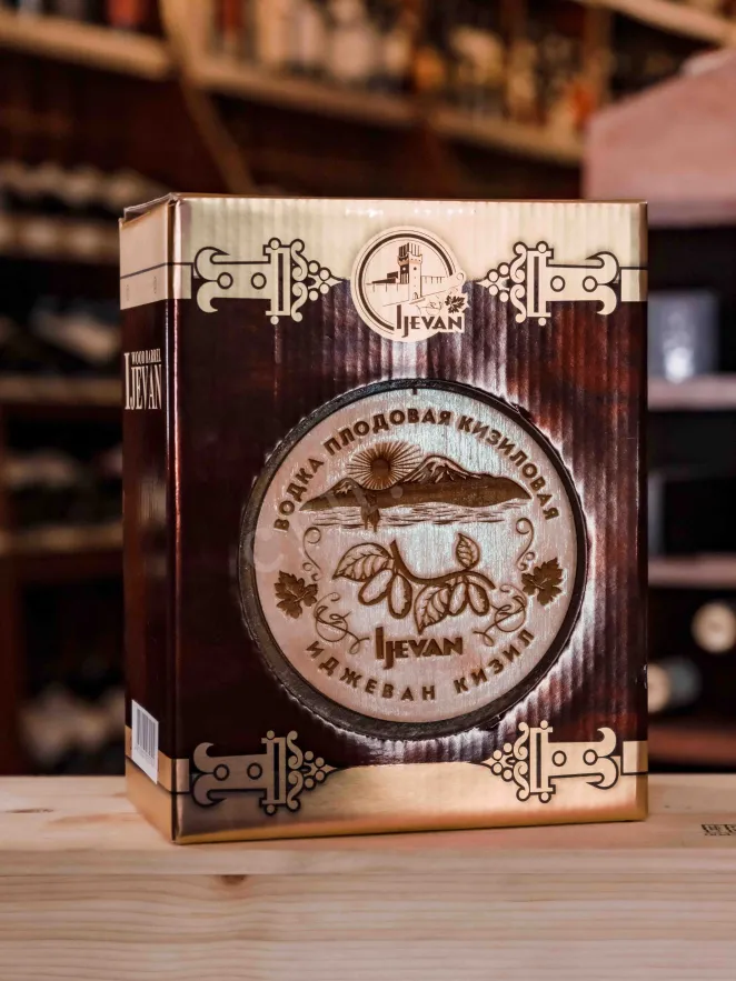 В магазине Крю Профи Ijevan Dogwood in wooden barrel 0.7 л