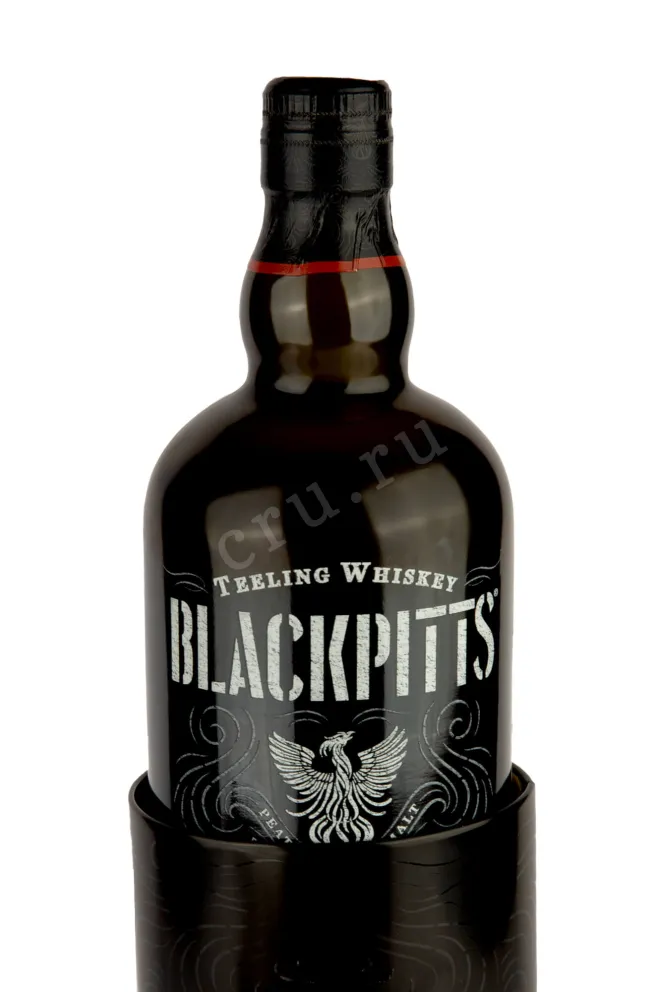 В тубе Teeling Petaed Single Malt Blackpitts 0.7 л
