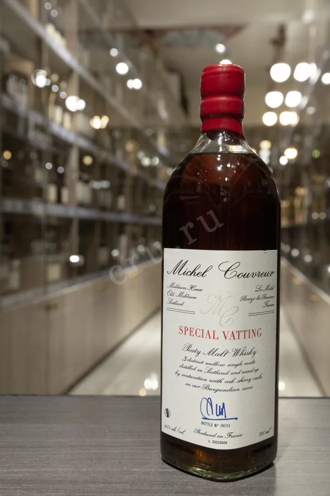 В магазине Крю Профи Michel Couvreur Special Waiting in gift box 0.7 л