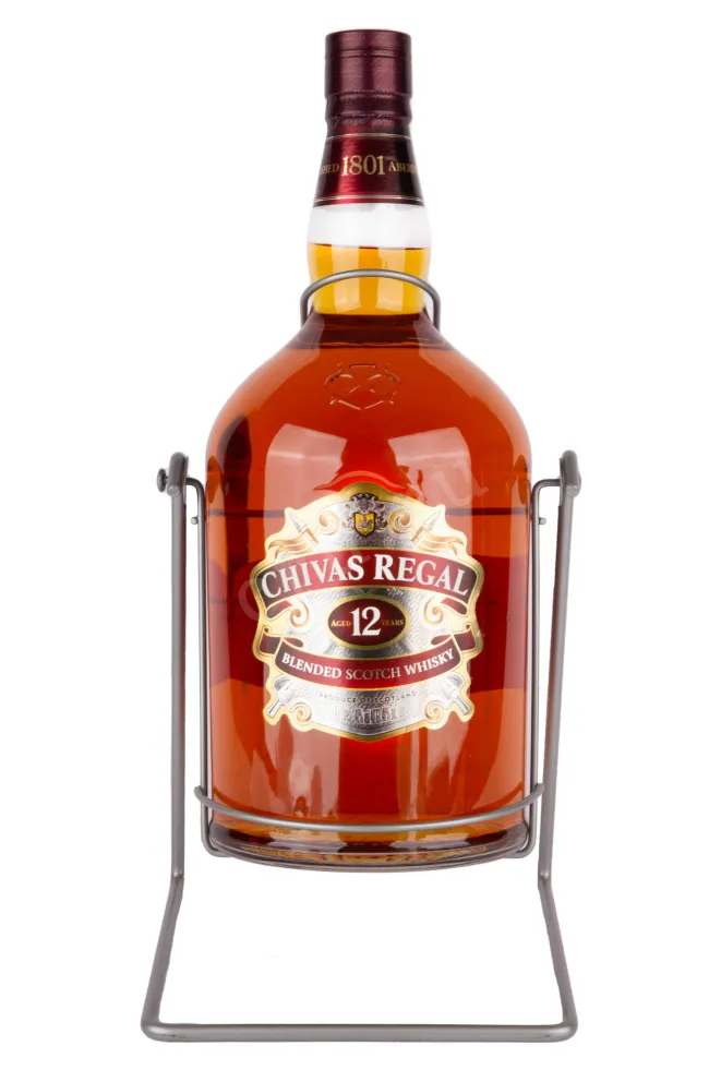 Виски Chivas Regal with gift box  4.5 л