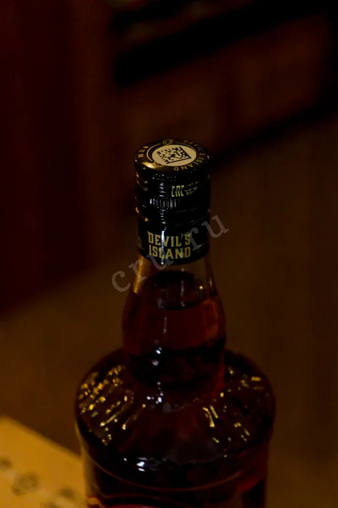 Пробка Devil's Island Spiced 1 л