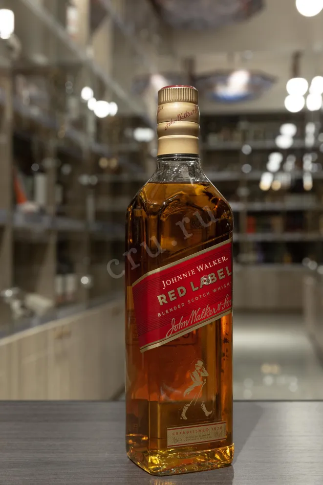 В магазине Крю Профи Johnnie Walker Red Label 0.7 л