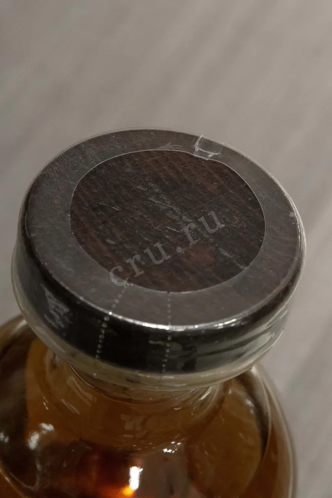 Пробка English Gently Smoked Double Cask Single Malt in gift box 0.7 л