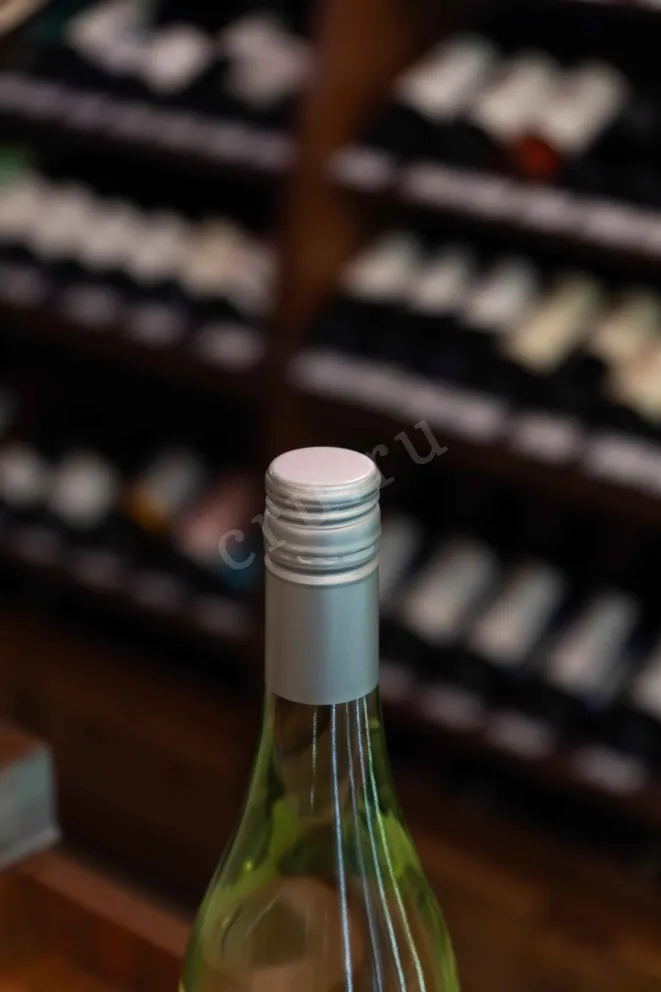 Пробка Wai Wai Sauvignon Blanc 2024 0.75 л