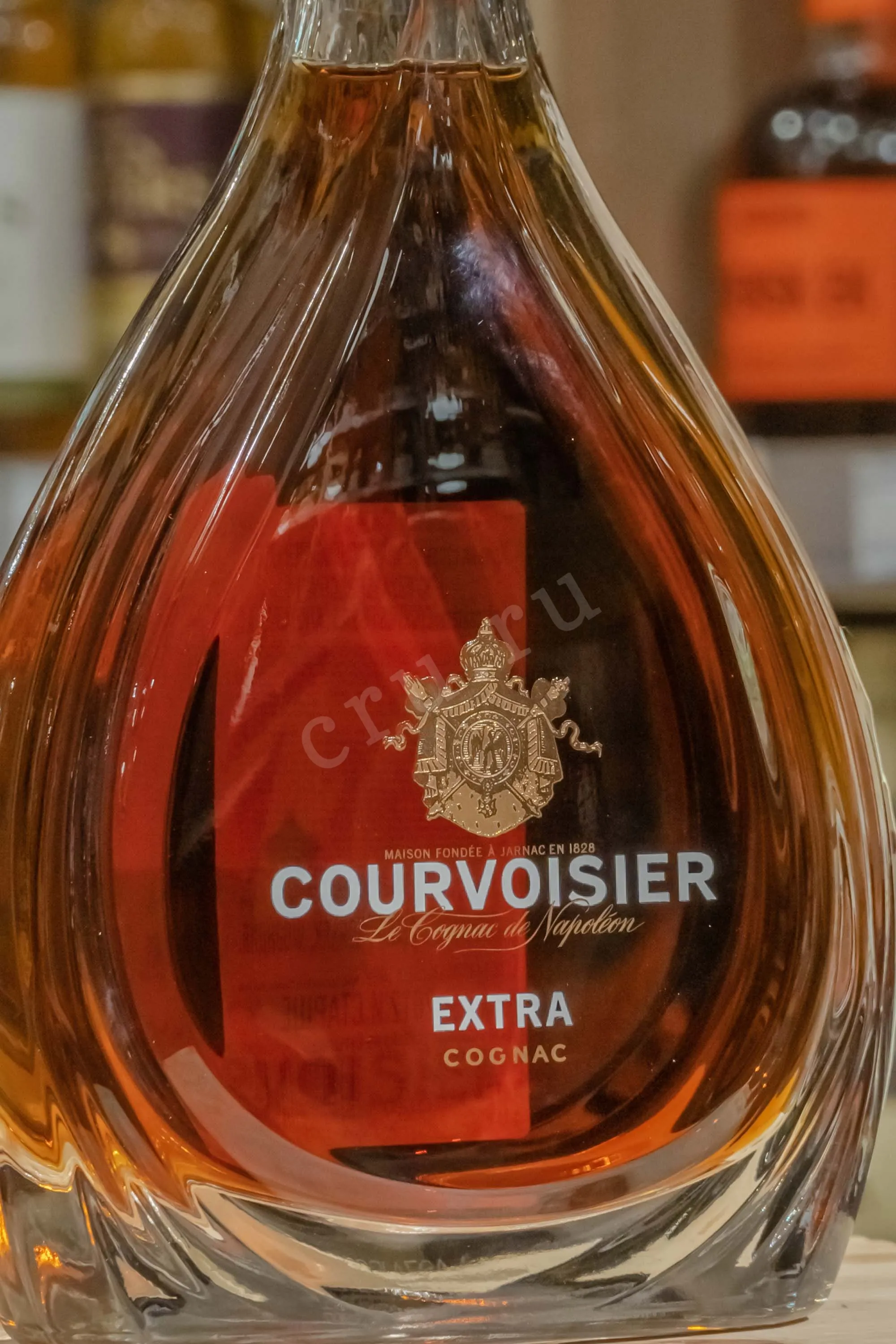 Courvoisier Extra in gift box 0.7 л купить коньяк Курвуазье Экстра
