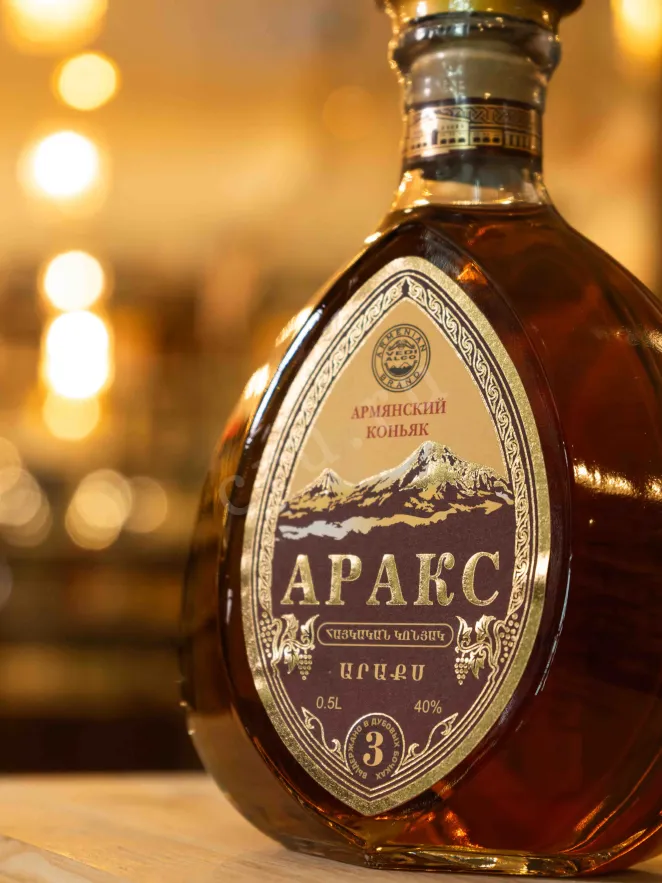 В магазине Крю Профи Araks 3 years 0.5 л