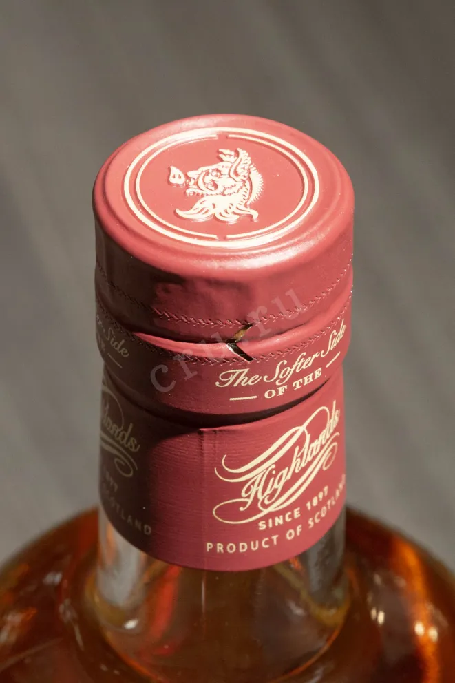 Пробка Tomatin Cask Strength in gift box 0.7 л